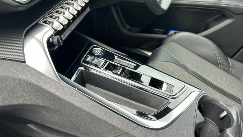 Peugeot 5008 1.5 BlueHDi Allure 5dr EAT8 Diesel Estate